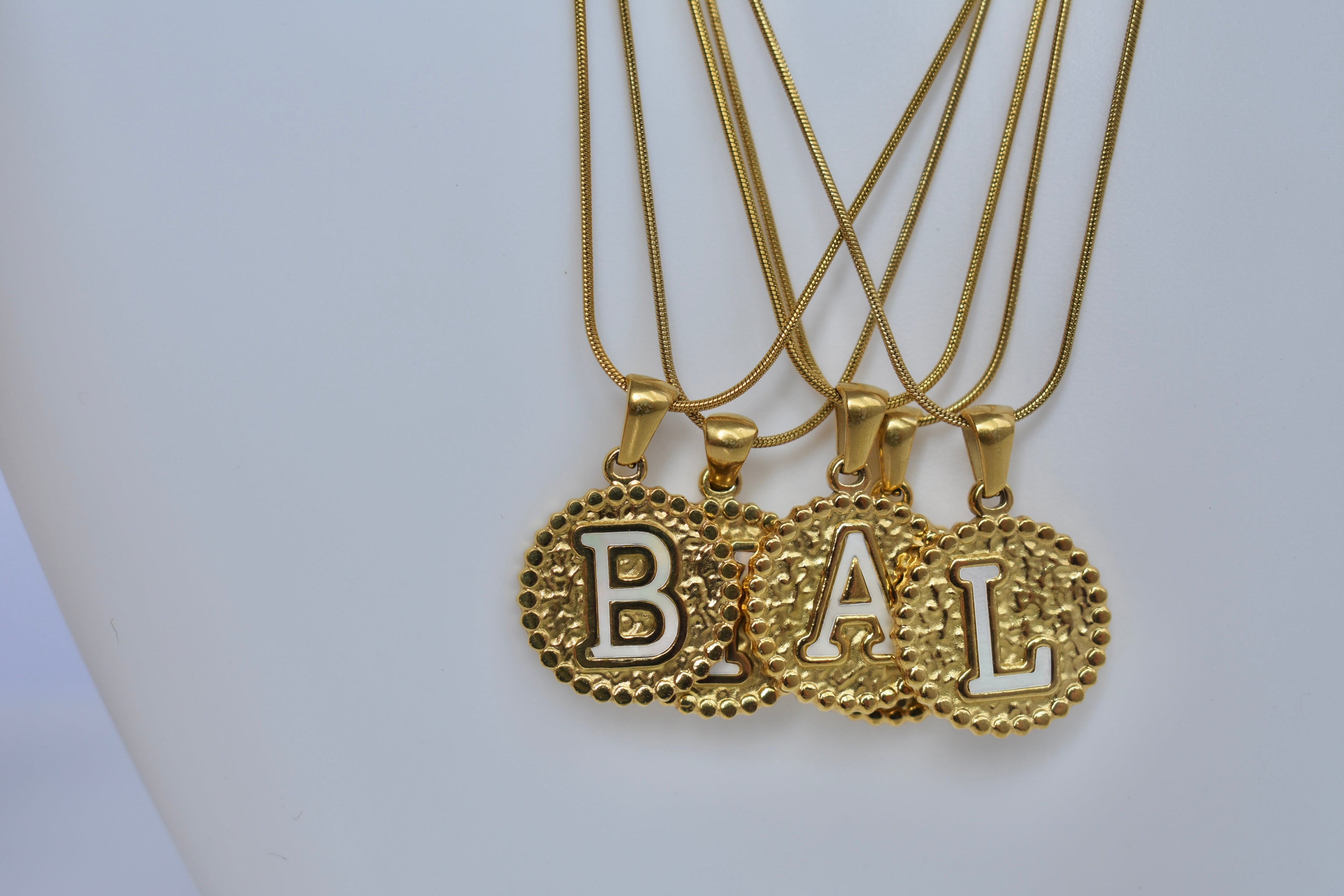 Inicial Moneda