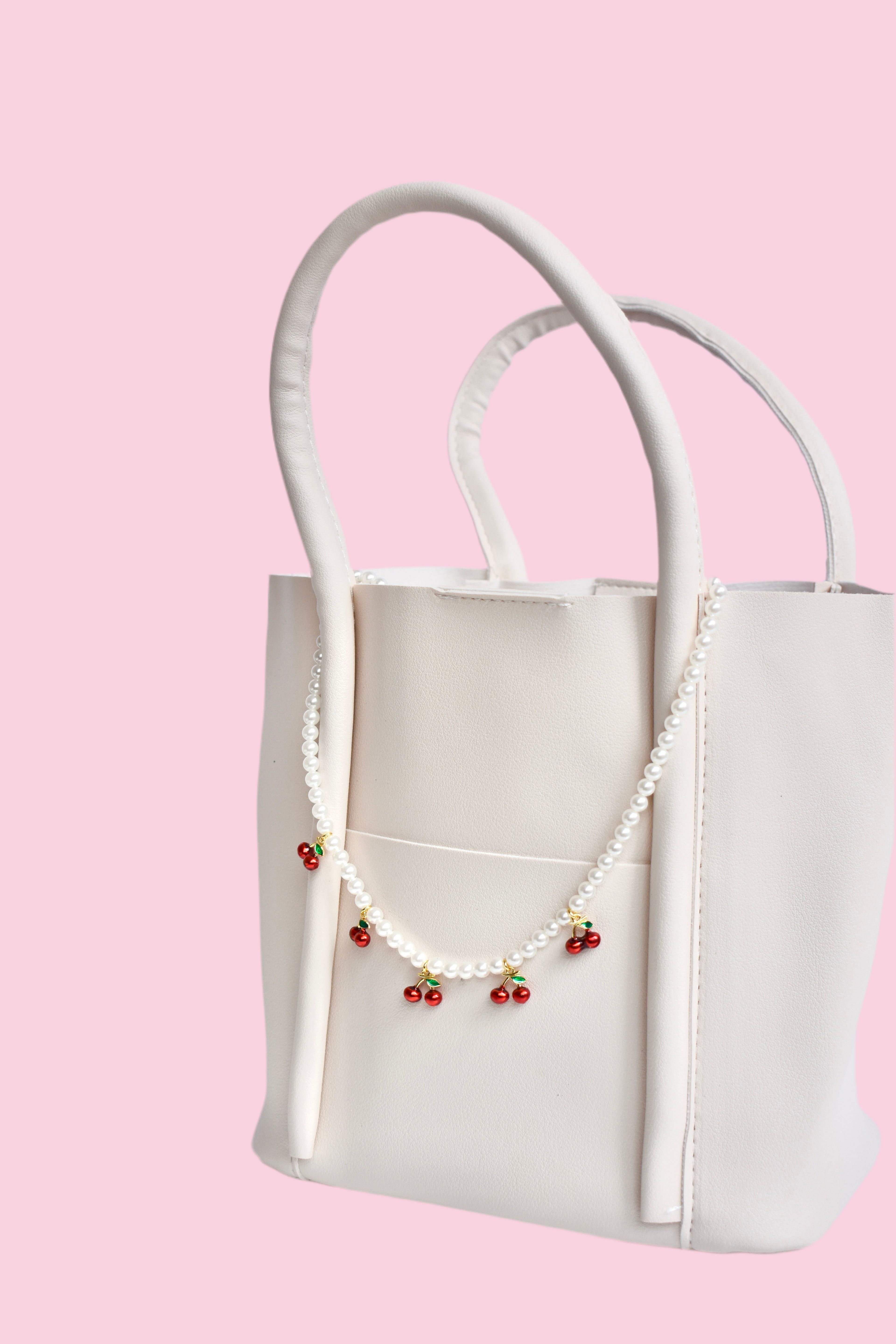 Collar Cherry