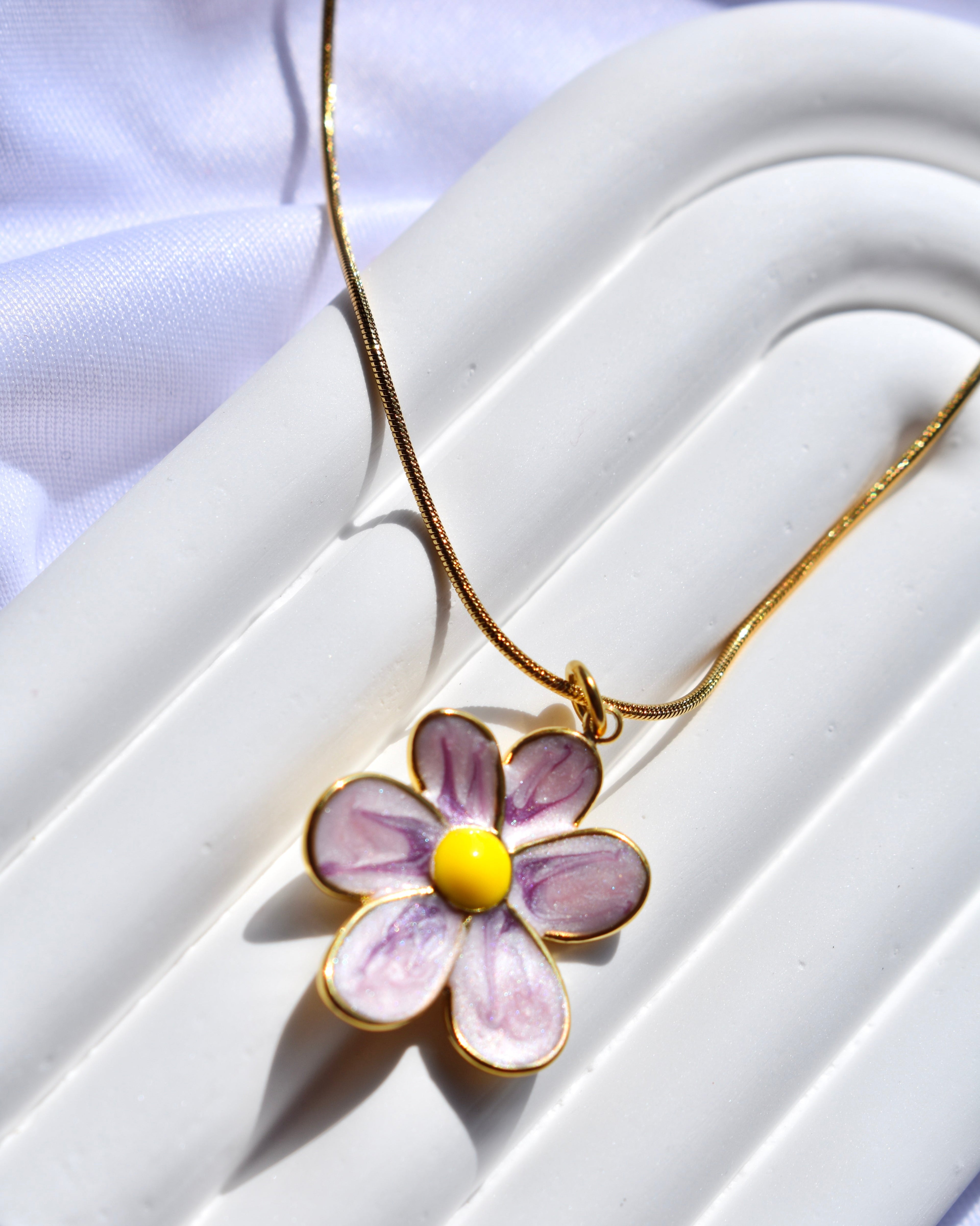 Collar Violeta